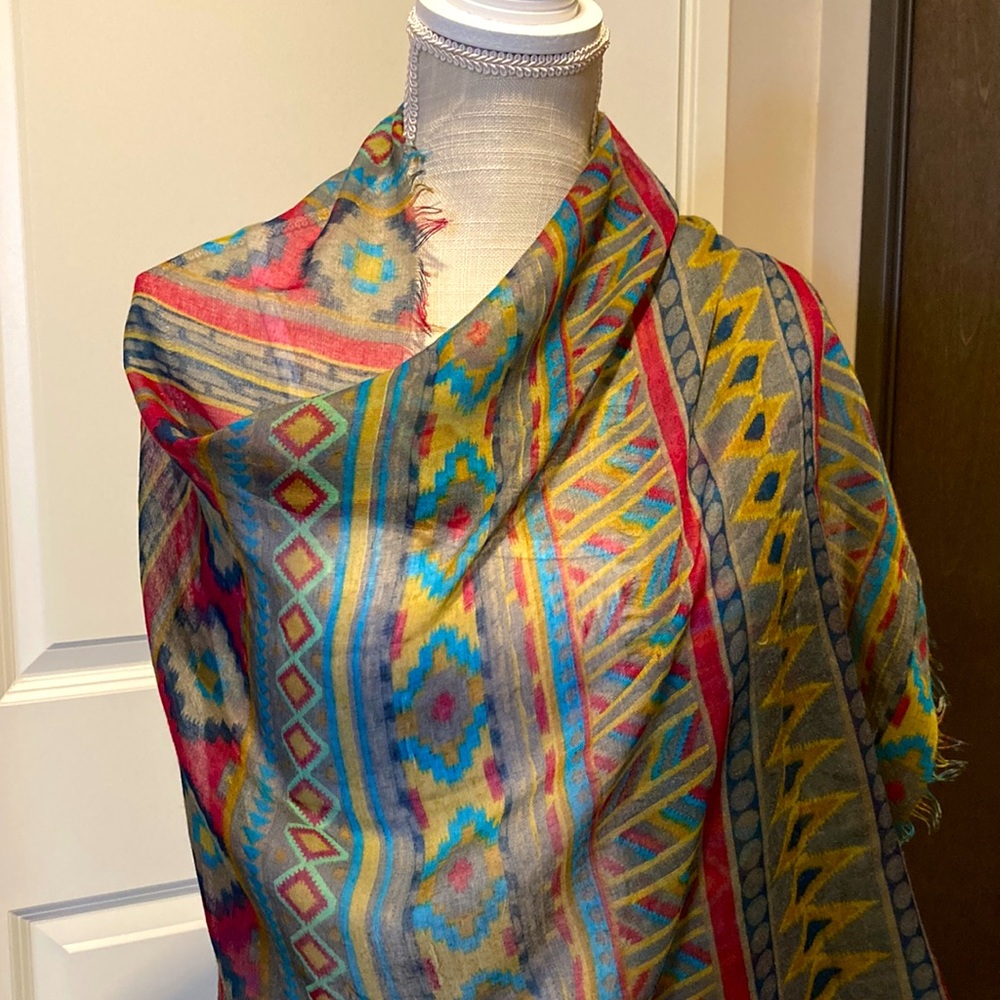 Aztec Scarf - Picture 11 of 17